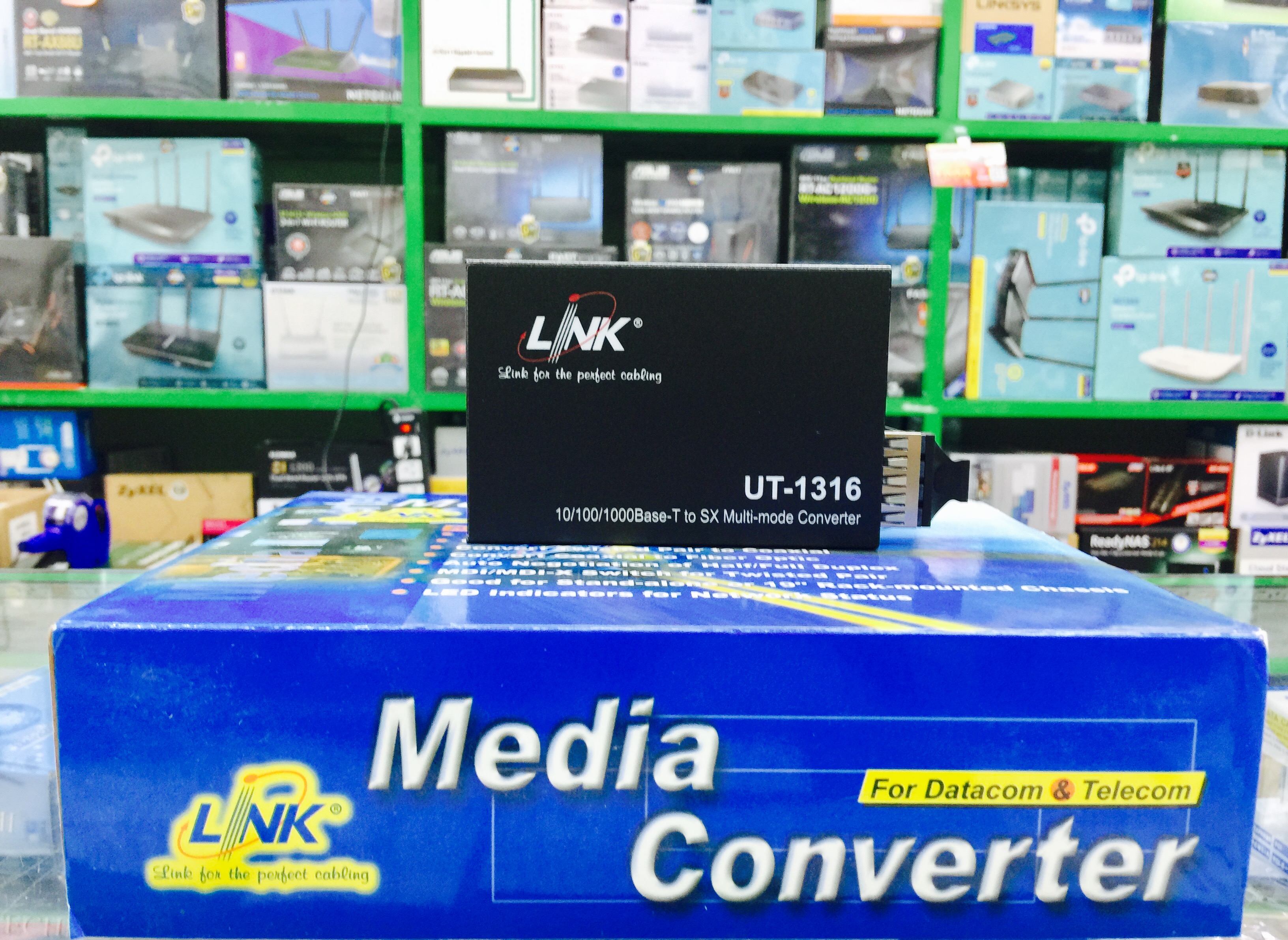 UT-1316 10/100/1000Base-T to SX Multi-mode Converter,Sc