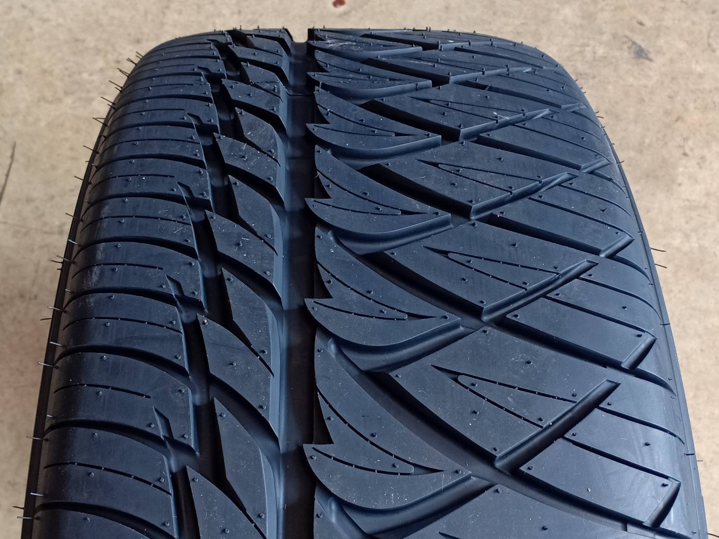 ยาง NITTO NT 420SD 265/60-18 ราคาพิเศษ