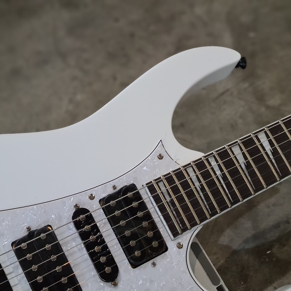 (BRAND NEW) Ibanez RGV250-WH