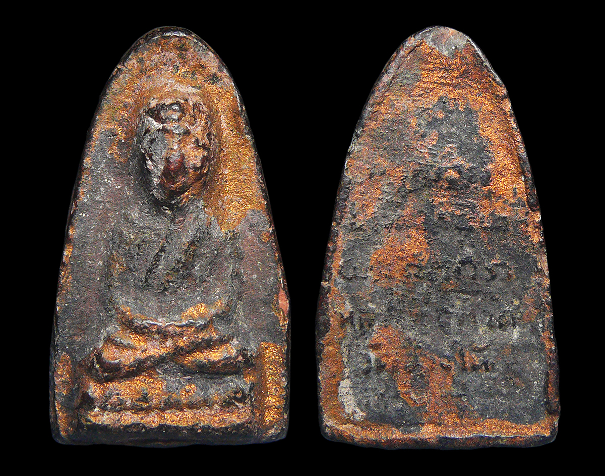 หลวงปู่ทวดเนื้อดินเผา ปี2513(ผสมผงว่านหลวงปู่ทวด ปี2497) พระครูใบฎีกาขาว เจ้าอาวาสองค์ถัดจากหลวงปู่ทิมจัดสร้าง (No.2)