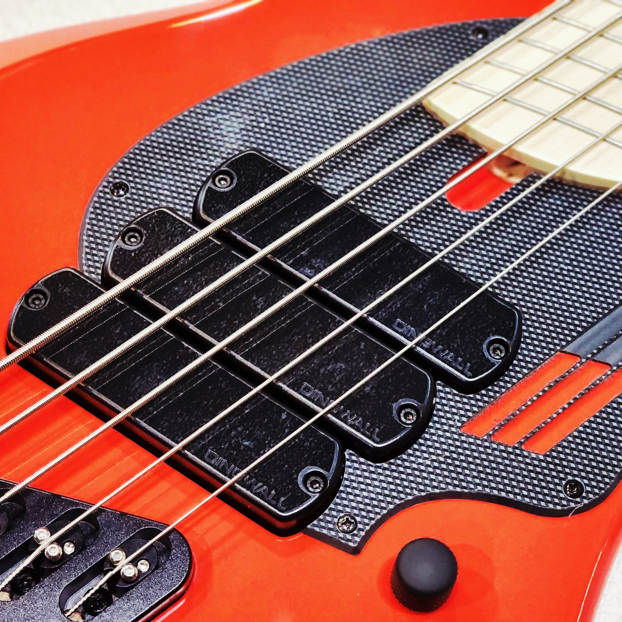 DINGWALL NG3-5 ADAM NOLLY SIGNATURE - FIESTA RED