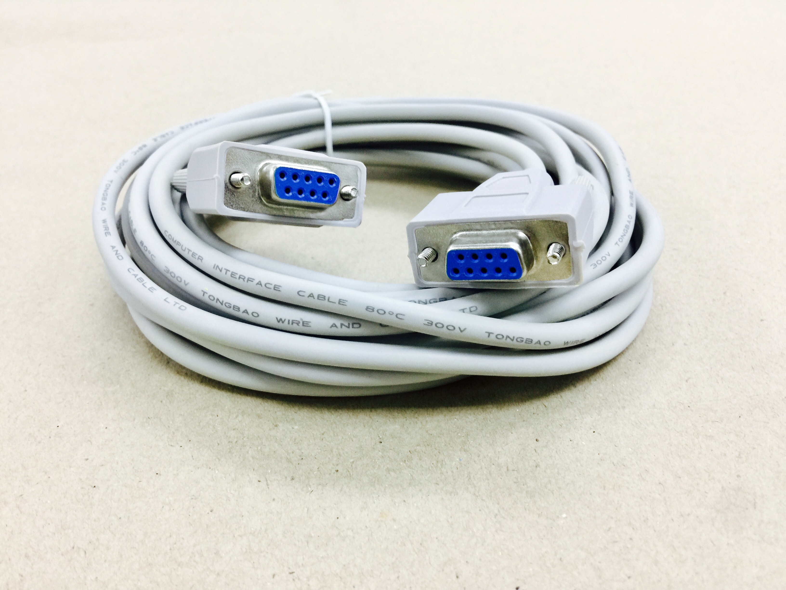 Null Modem cable 9F/9F 5m.