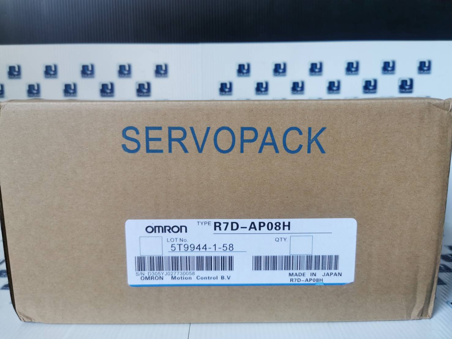 Omron, Motion Control, R7D-AP08H