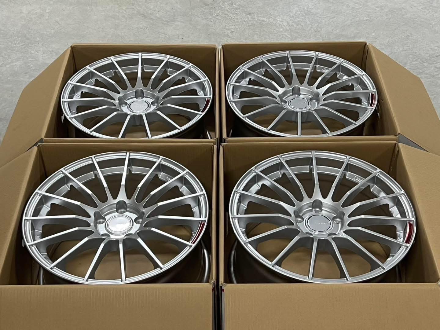 ล้อ ENKEI RS05RR ขอบ 18