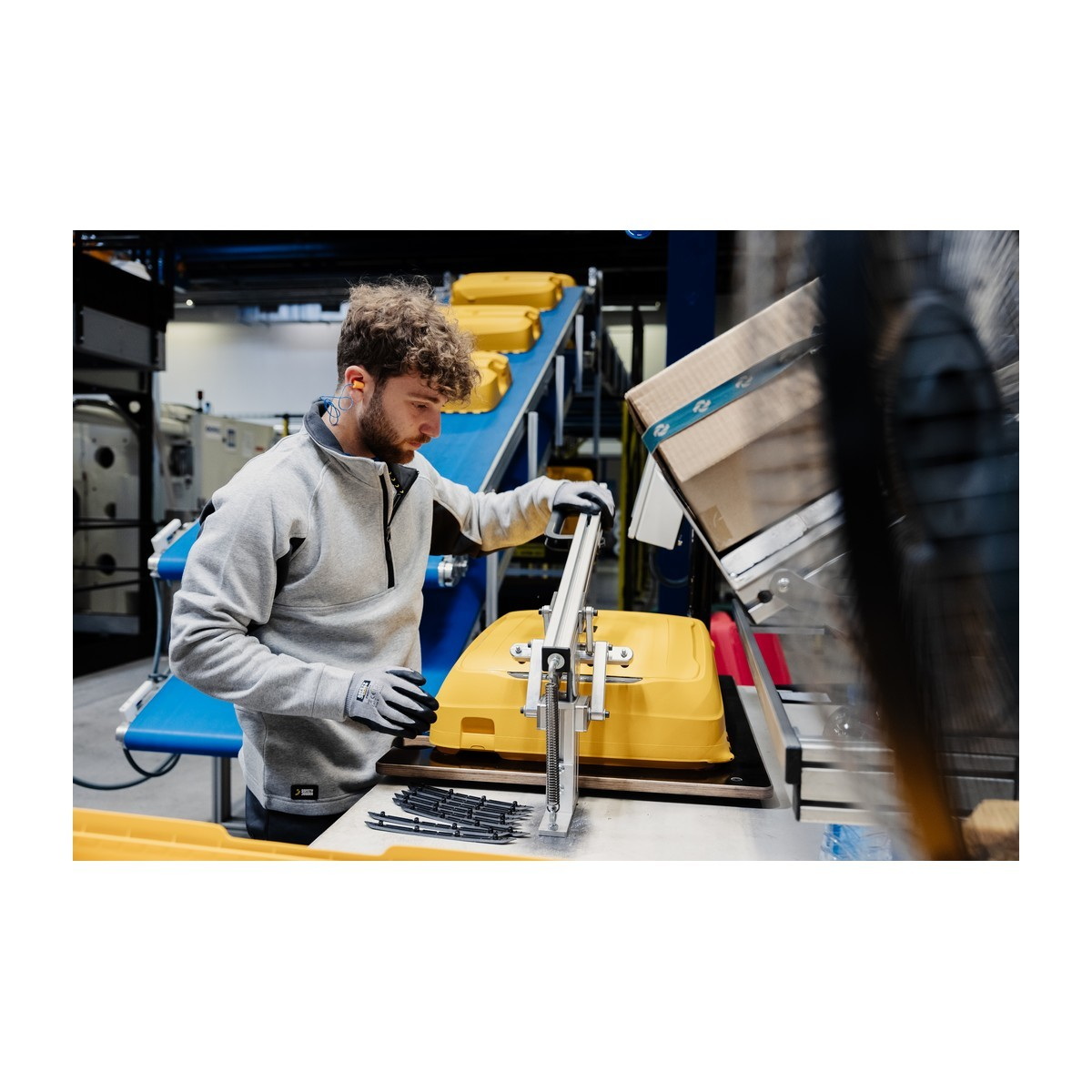 JOGGER รุ่น ARUSHA CORDED โฟมอุดหูลดเสียง มีสาย SNR:37dB (100ชิ้น/กล่อง)