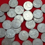 เหรียญ 1 บาท ปี2549(พระเศียรเล็ก) ผ่านใช้ หายาก