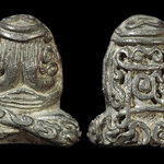 พระปิดตาอุตตะโมยันต์น่อง พระอาจารย์วัน วัดถ้ำอภัยดำรงธรรม จ.สกลนคร ปี2518 เนื้อตะกั่วตอกโค๊ต สร้าง2,600องค์ สภาพสวยเดิมๆ