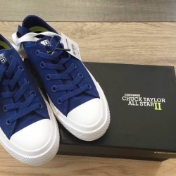 Converse Chuck II สีน้ำเงิน