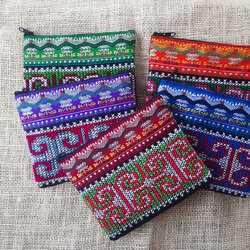 กระเป๋าผ้าปักลายชาวเขาใบเล็กคละสีคละลาย 5ใบ