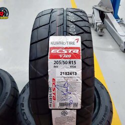 ยาง KUMHO ECSTA V720 205/50R15 ยางเกาหลี Semi Soft ราคาพิเศษ