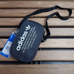 สะพายข้าง Adidas