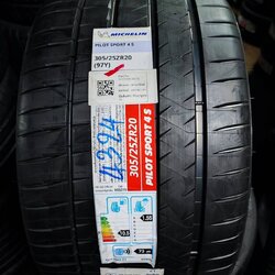 ยาง MICHELIN PILOT SPORT 4S ขนาด 265/35-19ราคาพิเศษ สั่งได้