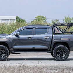 โรบาร์คลาสสิก V.2 พร้อมแร็คหลังคาคลาสสิก Mitsubishi TRITON 2024