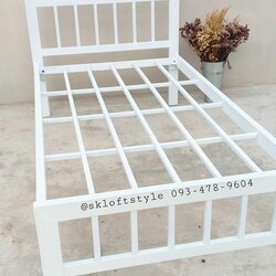 เตียงนอนเหล็ก 3.5 ฟุต สีขาว