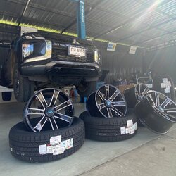 ล้อ LENSO RTC-2 ขอบ 18 คู่ยาง YOKOHAMA GEOLANDAR H/T GO56