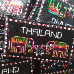 กระเป๋าผ้าปักลายชนเผ่าลายปักรูปช้างthailandคละสี5ใบ