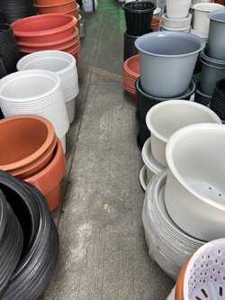 กระถางพลาสติก