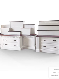 หิ้งพระทรงเตี้ย