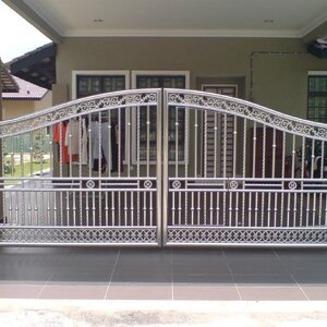 บริการรับติดตั้ง ประตูสแตนเลส จังหวัดสกลนคร โทร 093-273-4236